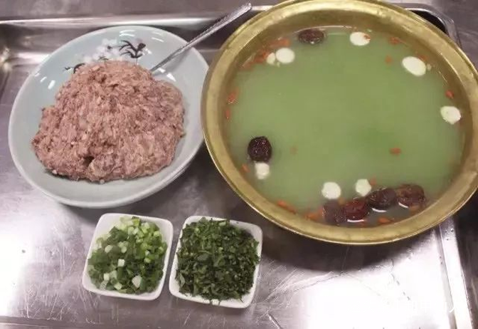 丝瓜汁手汆羊肉.png